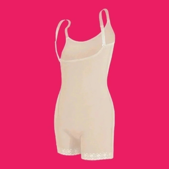 Bella Accessories - -Bella atrevida faja size nude color